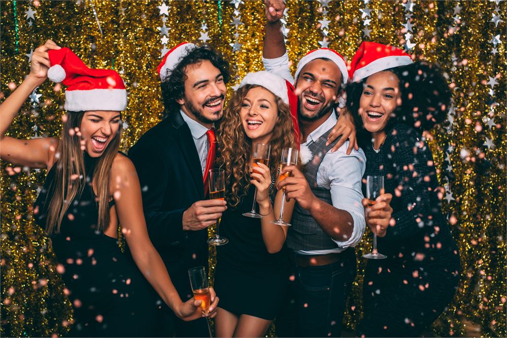 10 of the best Christmas party games for the office