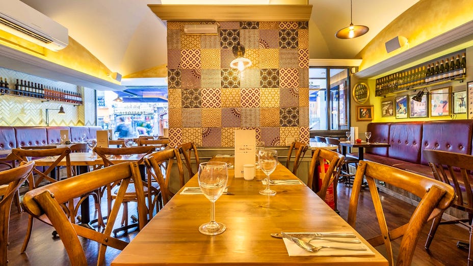 Bella Italia - Queensway 55, London - Restaurant Reviews, Bookings